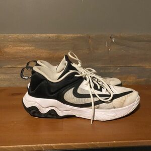 Men’s Giannis basketball shoes